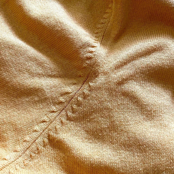 LaRue 39 Silk cropped bolero sz 10. Sequenced flower & ribbon closure in orange - Picture 6 of 8